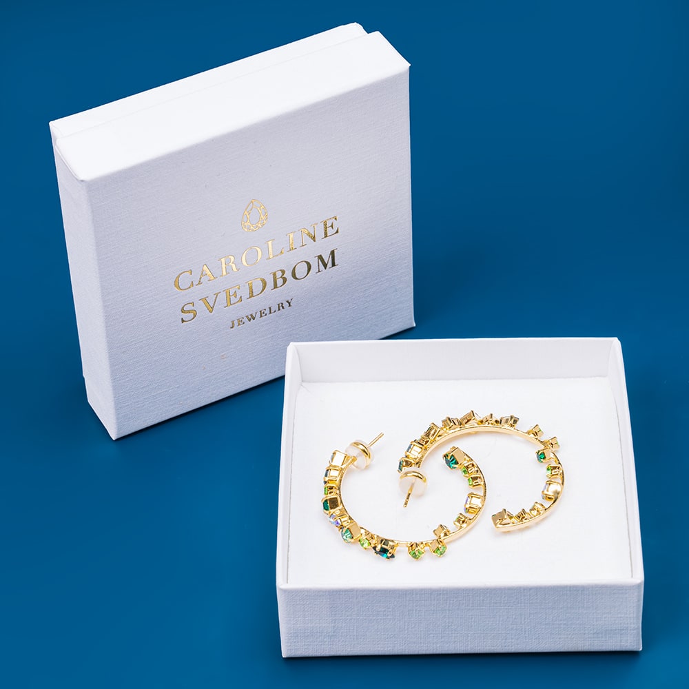 أقراط أنطونيا الحلقية الزمرد