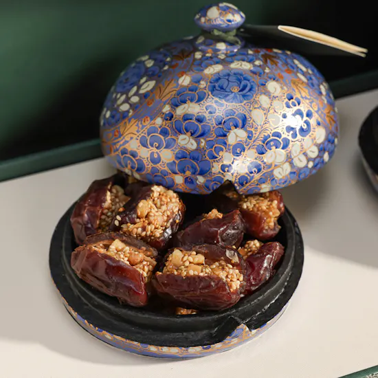 Bonbonniere Figs and Apricot Pistachio Stuffed Dates Gift Set