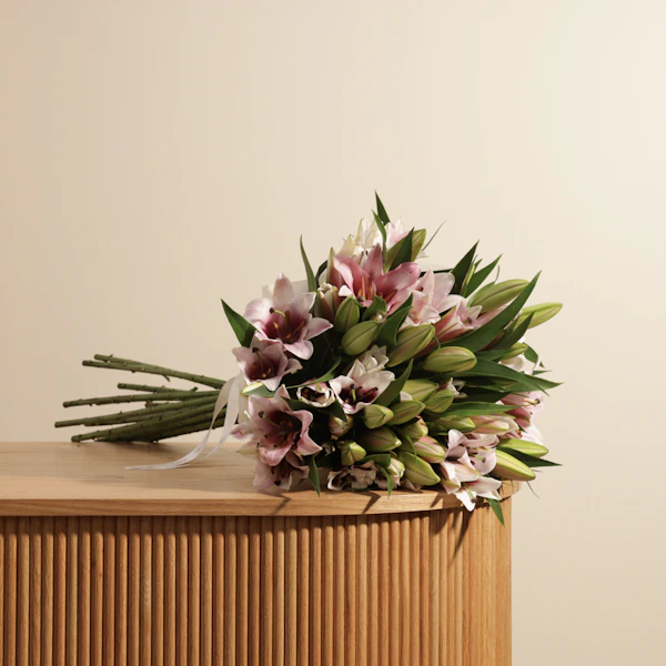 Blushing Pink Lily Bouquet | 18 Flowers
