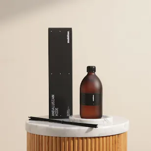 Mubkhar Andalusian Hide Reed Diffusers | 500 ml Mubkhar Andalusian Hide Reed Diffusers | 500 ml