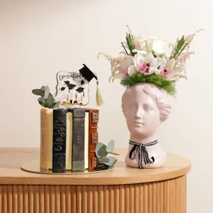 Sweet Atelier Big Graduation Cake | Flowers Vase