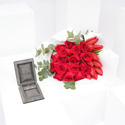 Lustro Jewelry with Red Blooms Bouquet 