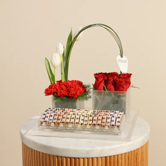 Abucci Chocolate Tray | Red Flowers Vase