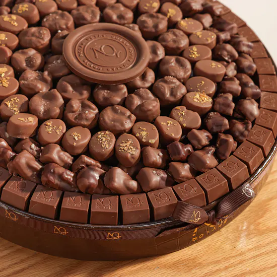 Nor Noyau Large Bologna Brown Chocolate Tray | Special Flower Bouquet