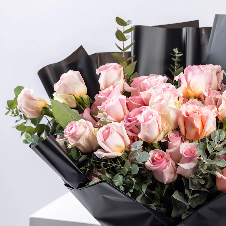 Pink Passion Bouquet | 50 Light Pink Roses 2