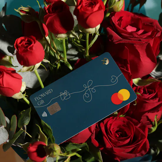 Floward 50 BHD Card and Chocolate Box | Sweet Sparkling Flower