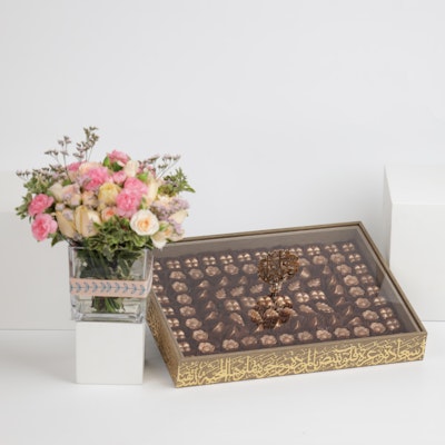 Floward Chocolate Tray | Soft Flowers 