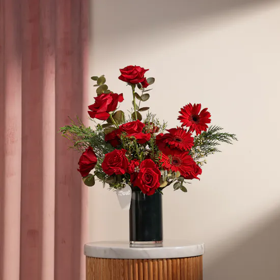 Scarlet Embrace Red Flowers Vase