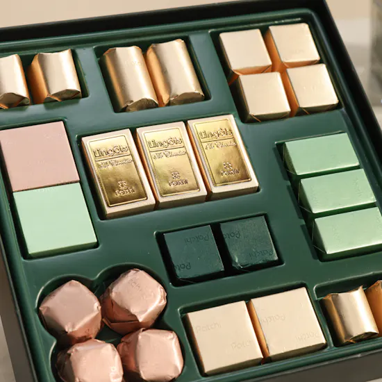 Patchi Les Signatures Prestige Chocolate Box | Sophisticated Vase