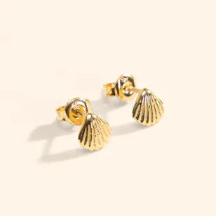 Miss L' Seashell Gold Stud Earrings 