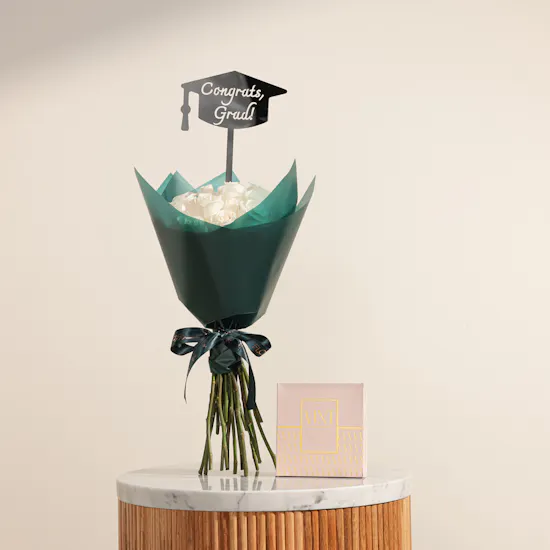 Ah Vint Perfume Set for Women | Congrats Grad Rose Bouquet