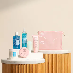 Essentials Coconut Body Care Summer Pouch