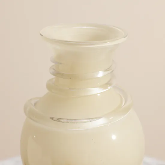 Floward Cream Cute Glass Vase
