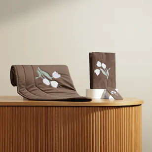 Glossy Touch Brown Tulip Prayer Set