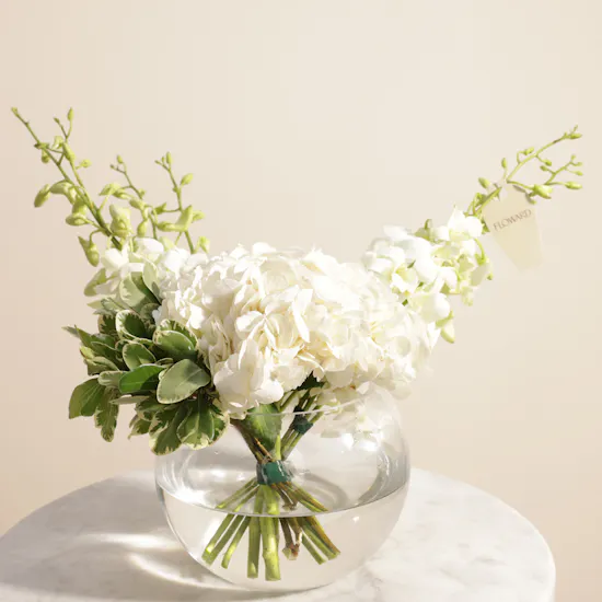 Floward Luxurious Chocolate Small Box | Pride We Inherit Flower Vase