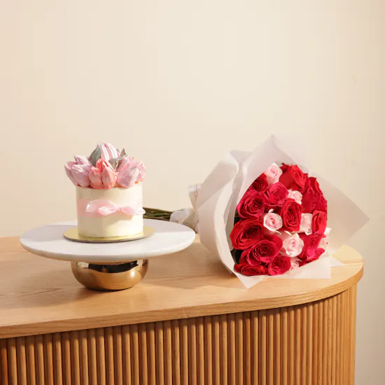 Sweet Atelier Flower Small Cake | Royal Flowers Bouquet