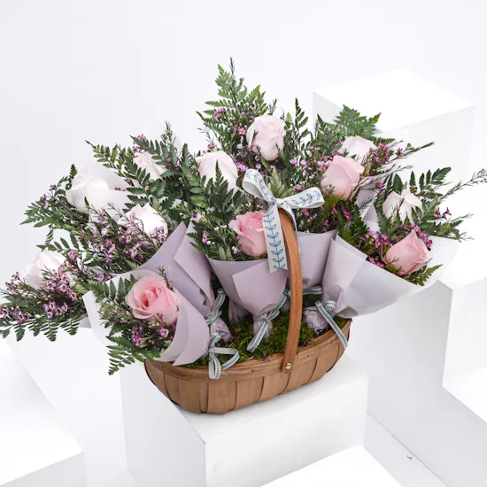 Soft Flower Favors Basket