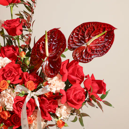 Midnight Muse Flower Vase