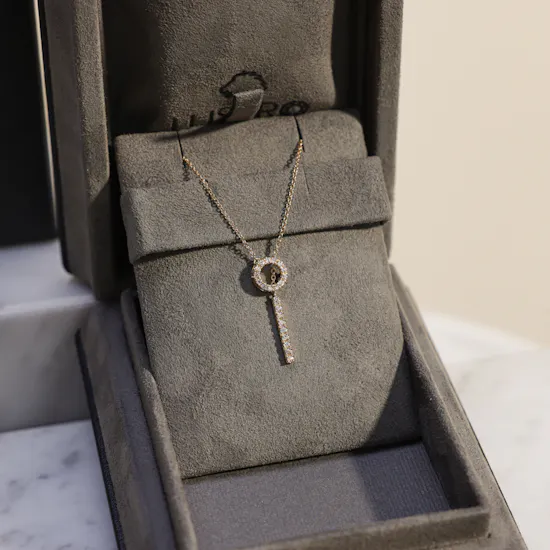 Lustro Gold and Diamond Necklace