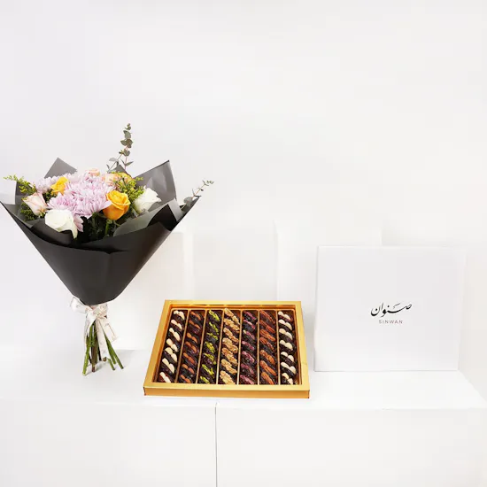 Sinwan Majdool Stuffed Dates Box | Roses