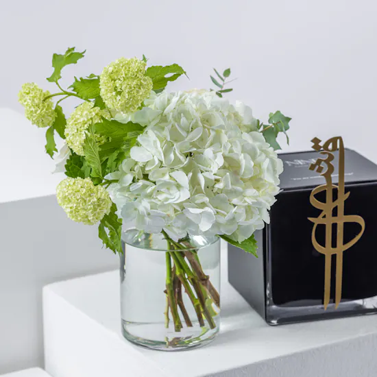 Nine Candle ESHQ | White Vase