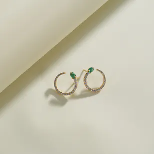 ‎Izmirian Diamond and Emerald Open Hoop Earrings 