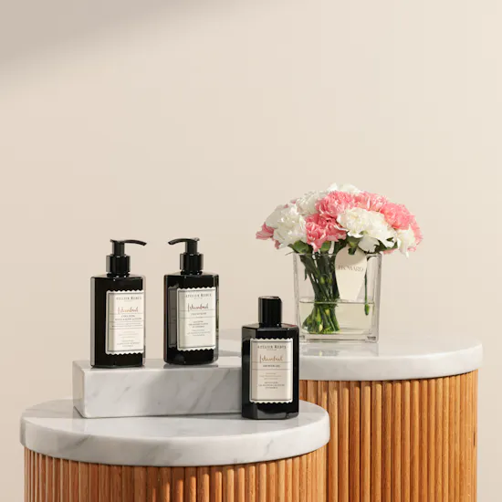 Atelier Rebul Istanbul Body Care Set | Delicate Flowers Vase