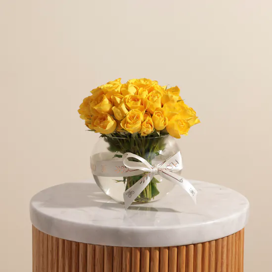 Yellow Baby Roses Vase | 18 Flowers