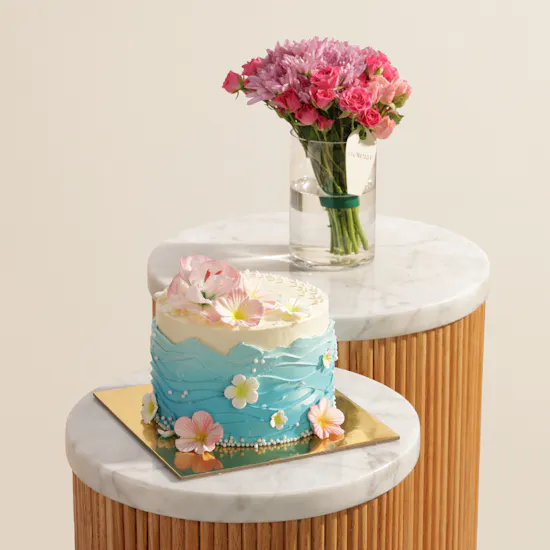 Floward Sea Pearl Cake | Dreamy Flowers