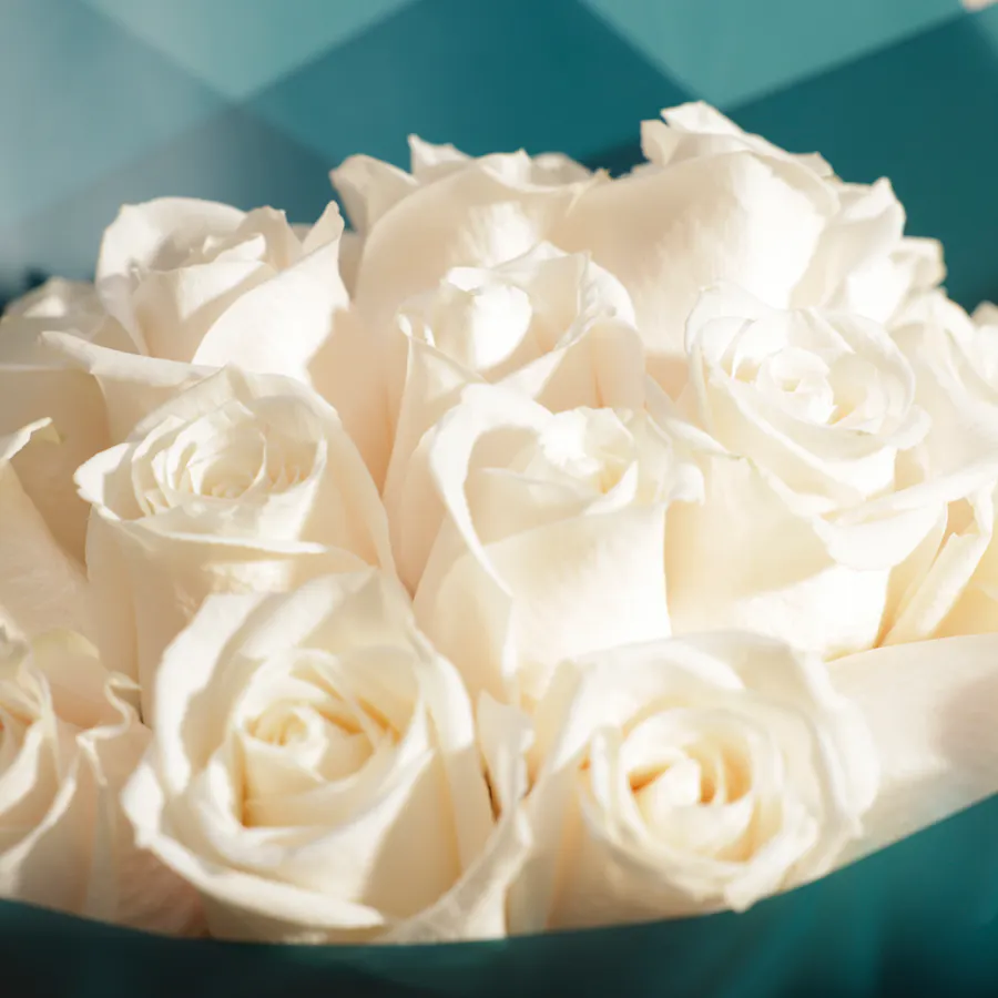 Moonlight Beauty Rose Bouquet 2
