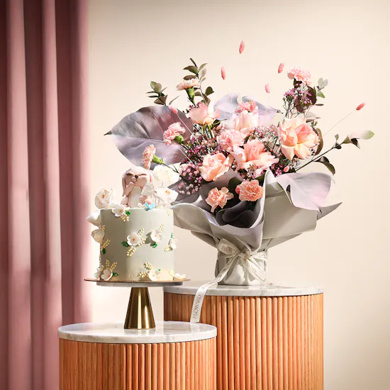 Floward Bunny Vanilla Cake | Elegance Flowers Bouquet