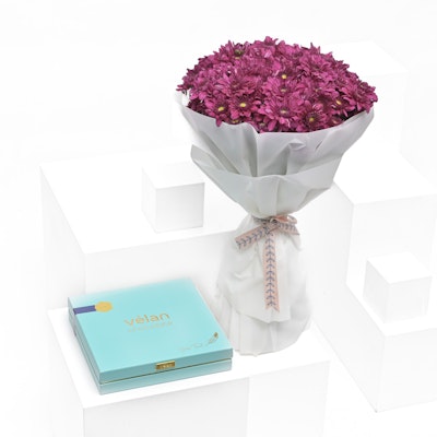 Velan Chocolate Gift with Chrysanthemums Bouquet