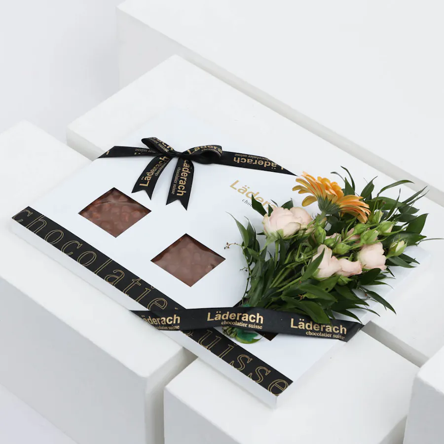 Laderach Hazelnut Slab | Flowers  1
