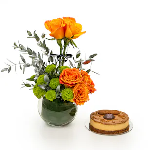 Huwaids Lotus Cheesecake | Sunrise Vase Huwaids Lotus Cheesecake | Sunrise Vase