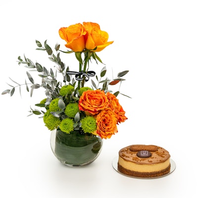 Huwaids Lotus Cheesecake | Sunrise Vase