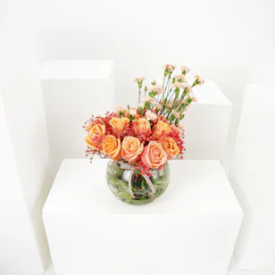 Peachy Elegance | Flower Vase