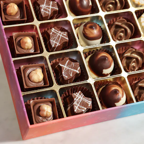 Linne Omani Women’s Day Her Tribute Chocolate Box