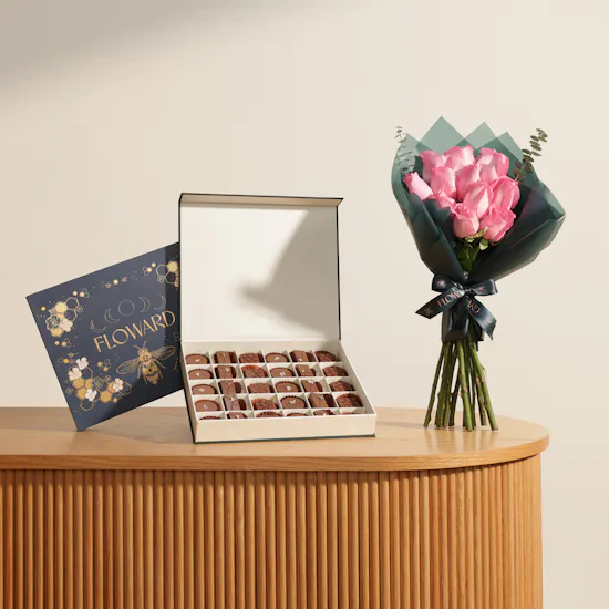 Floward Essence of Joy Medium Chocolate Box | Gorgeous Flower Bouquet