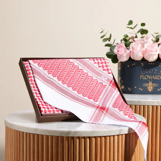 Alshal Brouk Shemagh Size 58 | Soft Roses Box