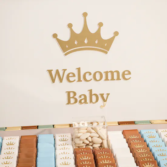 Le Chocolatier Dubai Personalized Crown Welcome Baby Boy Large Chocolate Tray