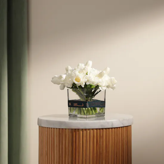 Bright White Flowers Vase