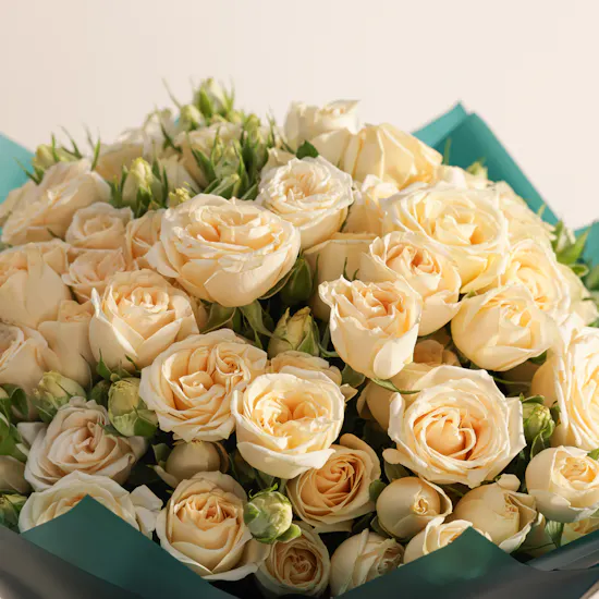 Mubkhar Indian Royal Bukhoor | Bright Peach Baby Rose Bouquet