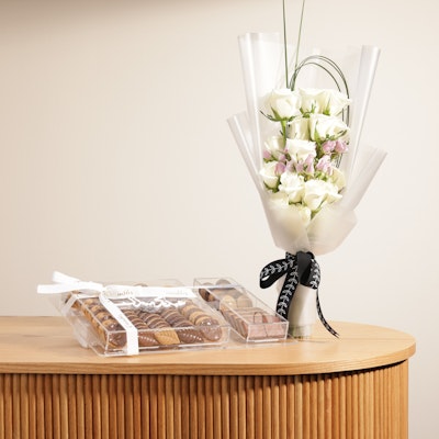 Crumbles Eid Madlen Chocolate Tray | Blooms