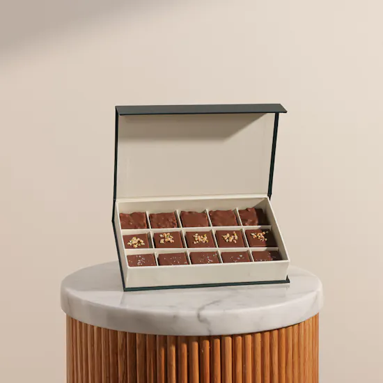 Floward Luxurious Small Chocolate Box | 15 Pieces