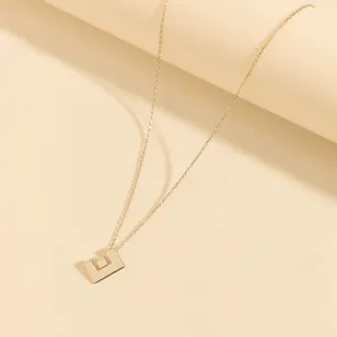 Midad Letter Noon Necklace | 18 k Gold Midad Letter Noon Necklace | 18 k Gold