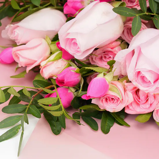24Bottles | Pink Blooms Bouquet
