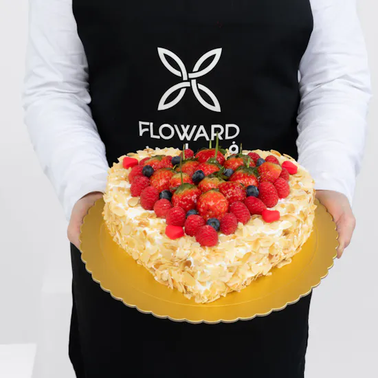 Strawberry and Almond Cake
