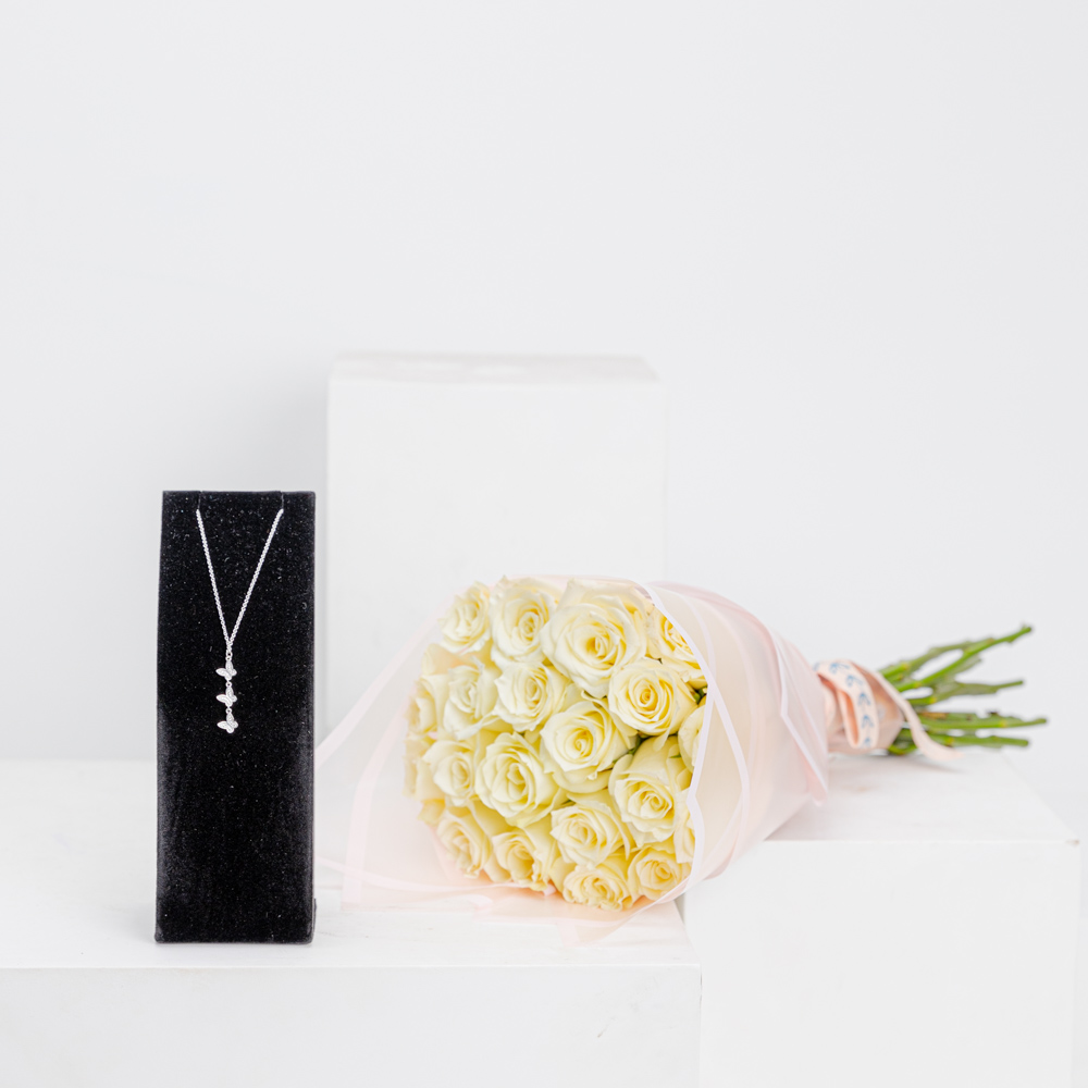 Felizmoda Butterfly Silver  Necklace | 20 White Bouquet