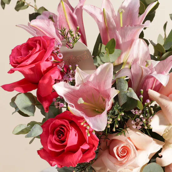 Elegant Pink Flowers Vase
