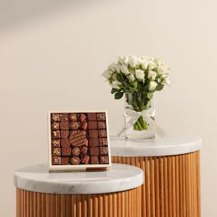 Soucolat Classic Chocolate Wood Tray | Shinny Flowers